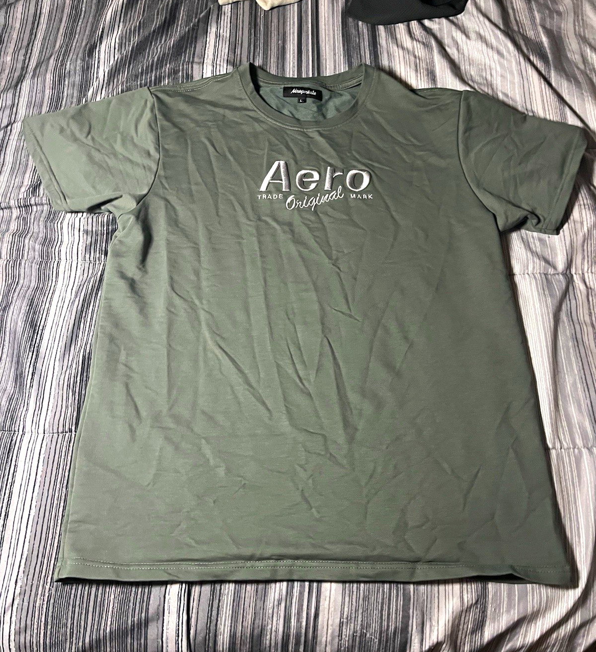 Aéropostale Men’s Green Logo Crew Neck Short Sleeve T-Shirt Size L