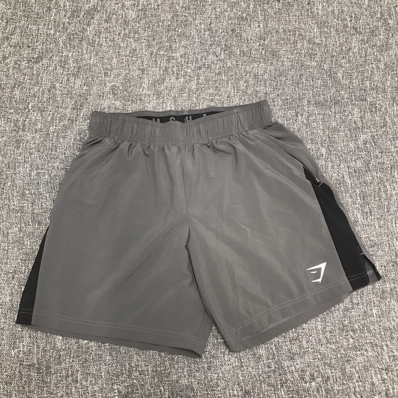 Gymshark Sport 5” Shorts Men M Gray Unlined Drawstring Lightweight Gym Workout