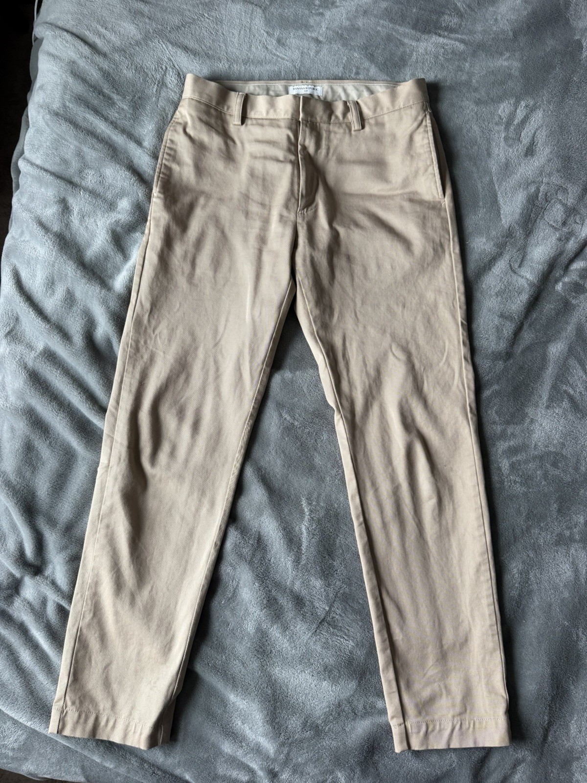 Banana Republic Khaki Pants Mens Size 32×32 Khaki Tan Slim Fit Chino Stretch