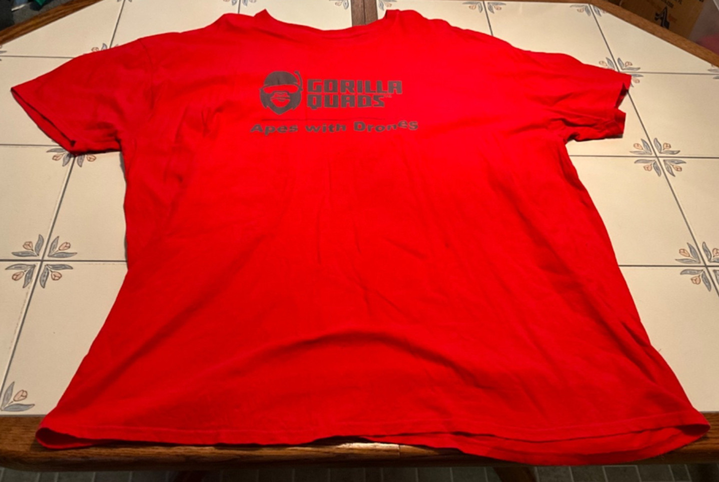Gorilla Quads Apes With Drones Short Sleeve Red T-Shirt GUC Size 3XL?