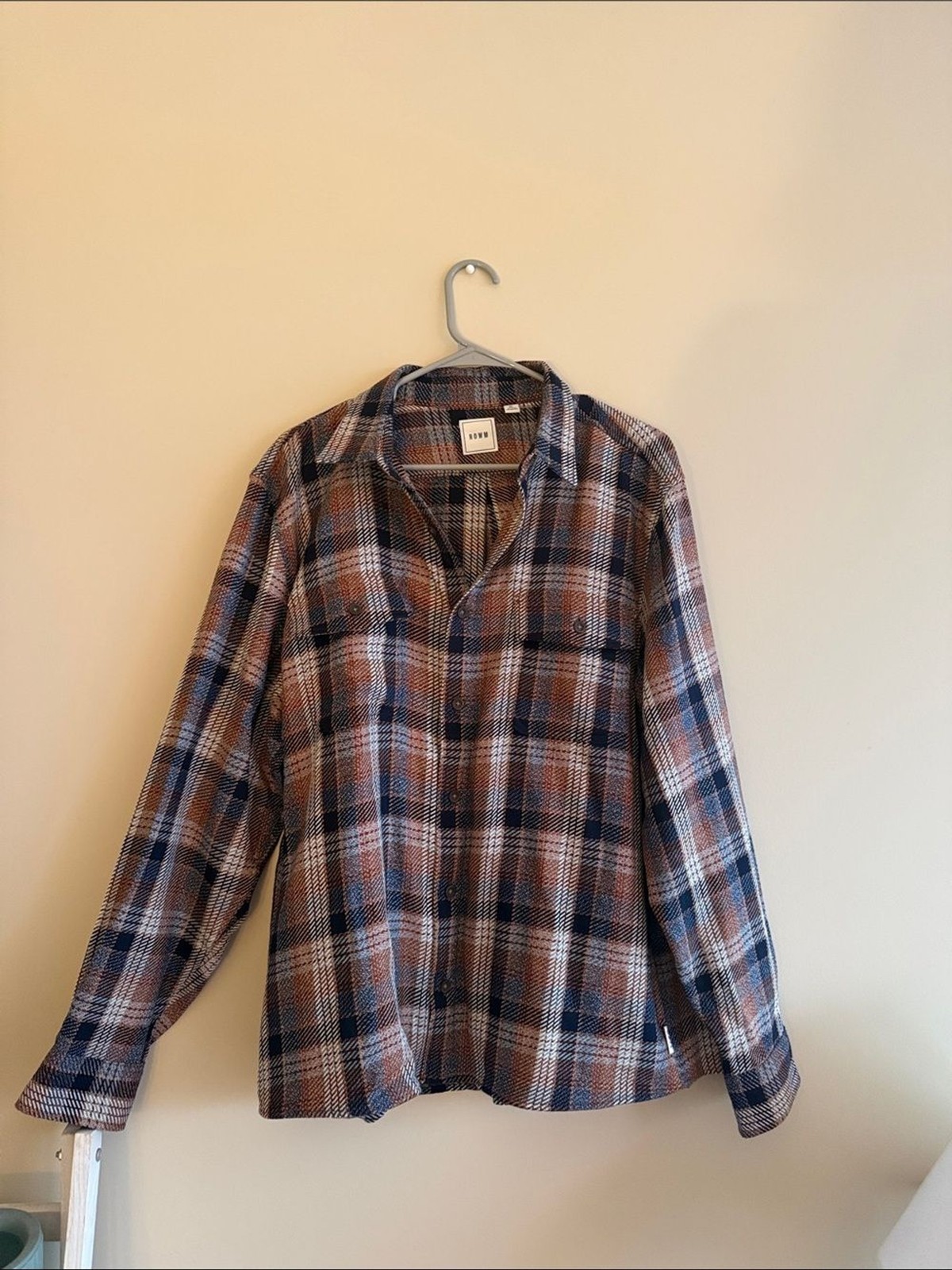 Casual Plaid Button-Down Shirt in Navy and Brown