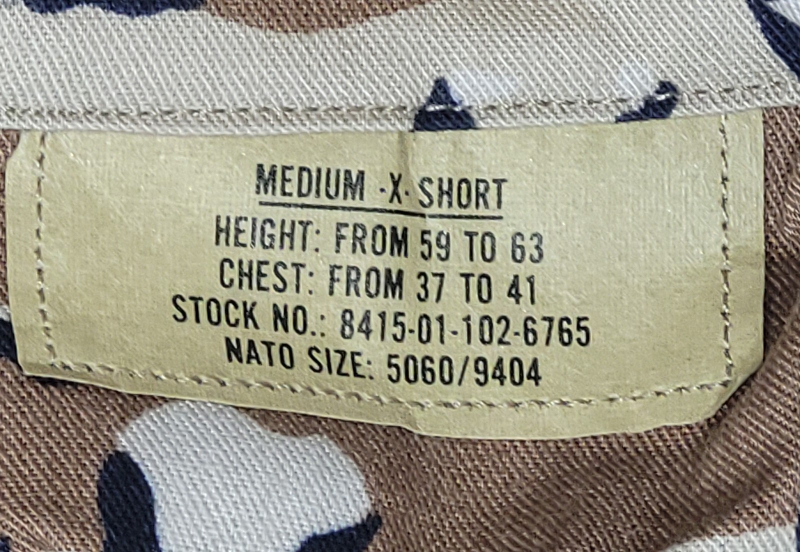 Genuine US Army 3 Color Desert Camo Rip Stop Jacket Combat SZ MED X-SMALL SHORT