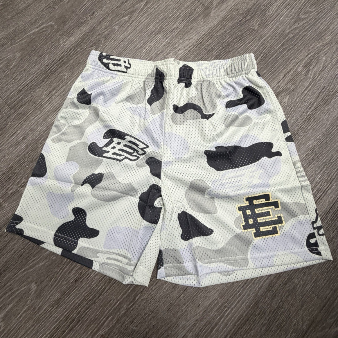 Eric Emanuel Men’s White/Gray/Black Camo Mesh Athletic Shorts Size XL Drawstring