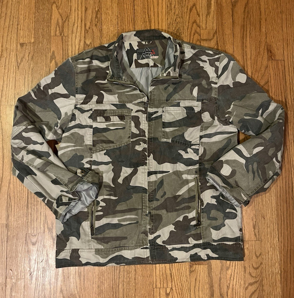 Temster Woman’s Camouflage Jacket Full Zip Pockets Short Length Size XXL