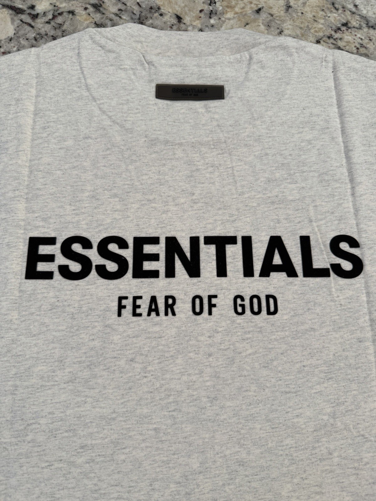 Essentials Fear of God ESSENTIALS Men’s Gray Logo Graphic Tee Crew Neck M