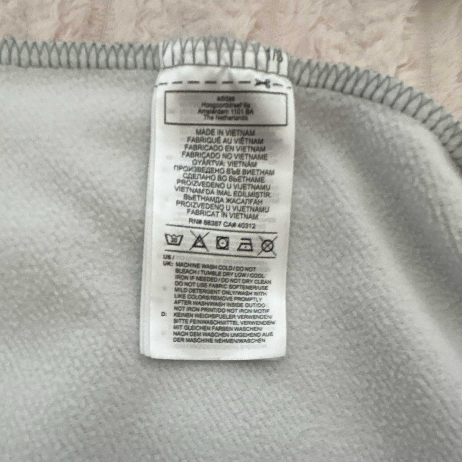 adidas Men’s Gray Polyester Fleece Pullover Hoodie Logo Pockets Size XL
