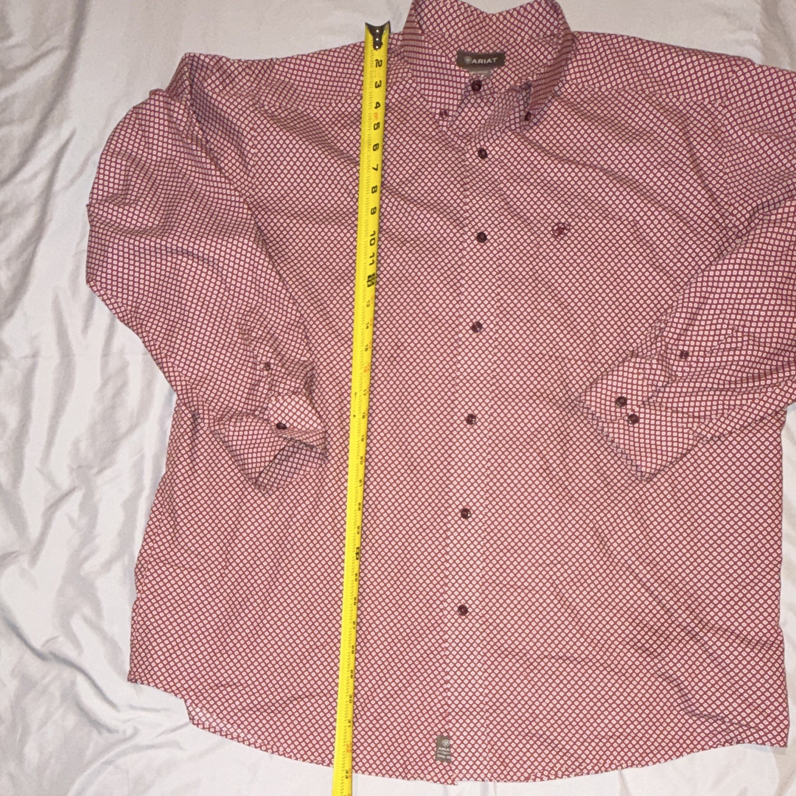 Ariat Men’s Long Sleeve Button-Down Shirt XL Burgundy Geometric Print