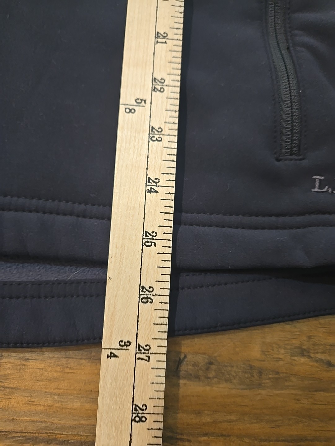 LL BEAN Men’s Black Soft Shell Vest Size Large Reg Black Outdoor School
