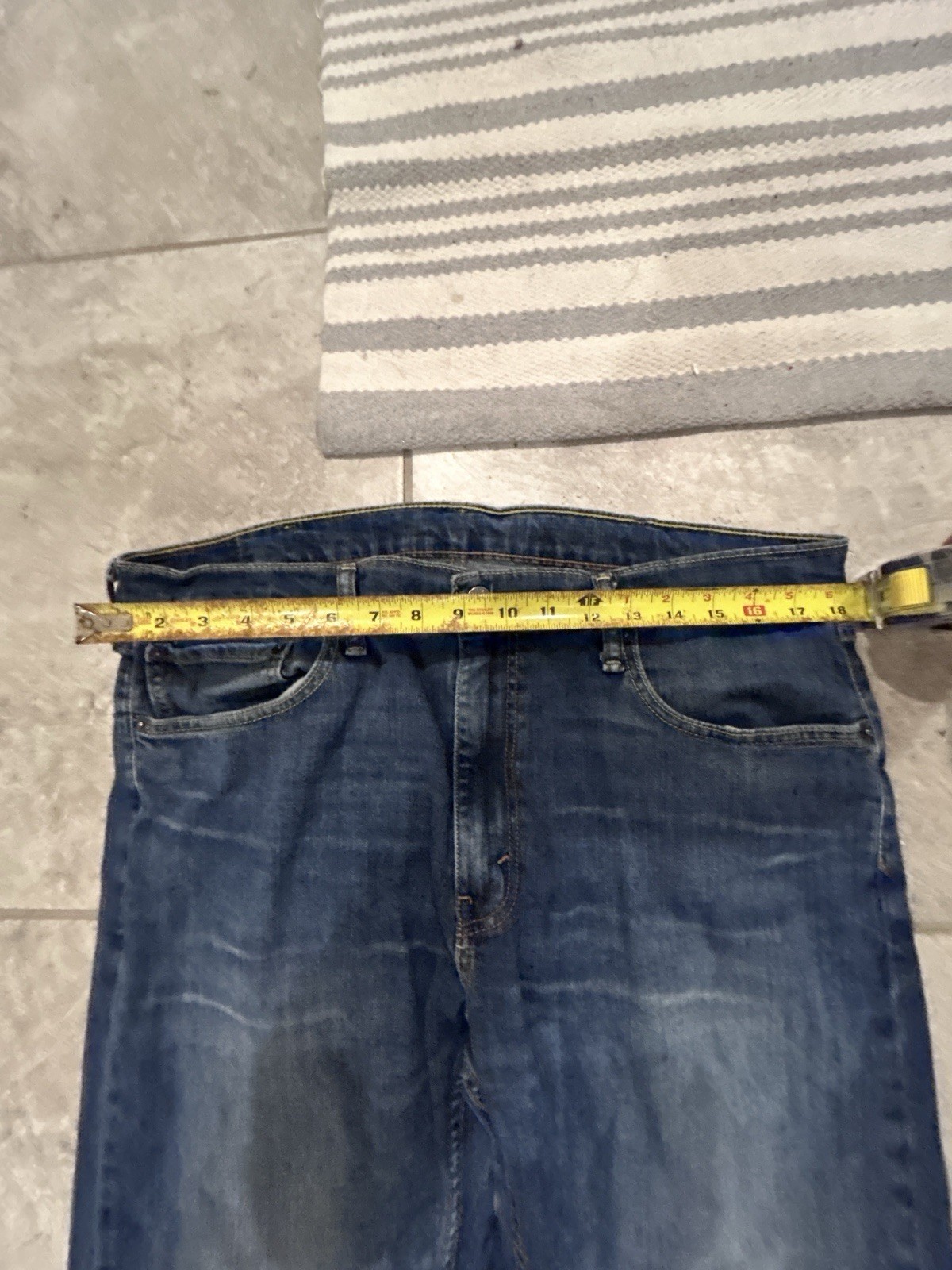 Levi’s 559 Relaxed Straight Jeans Men 38×30 Blue Excellent Medium Wash Denim