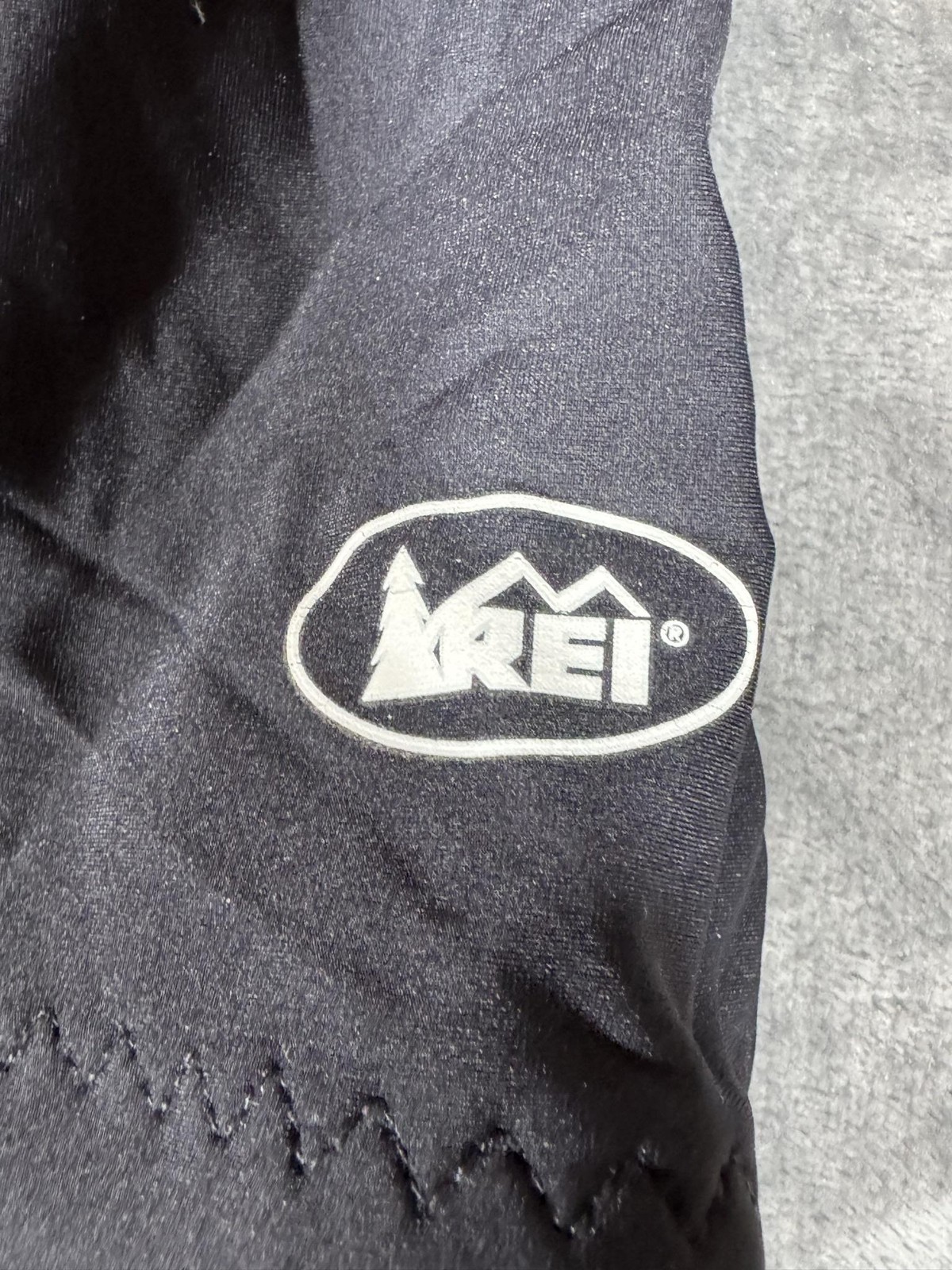 Vintage REI Shorts Mens Small Black Cycling Padded Bike 80s Nylon Lycra USA