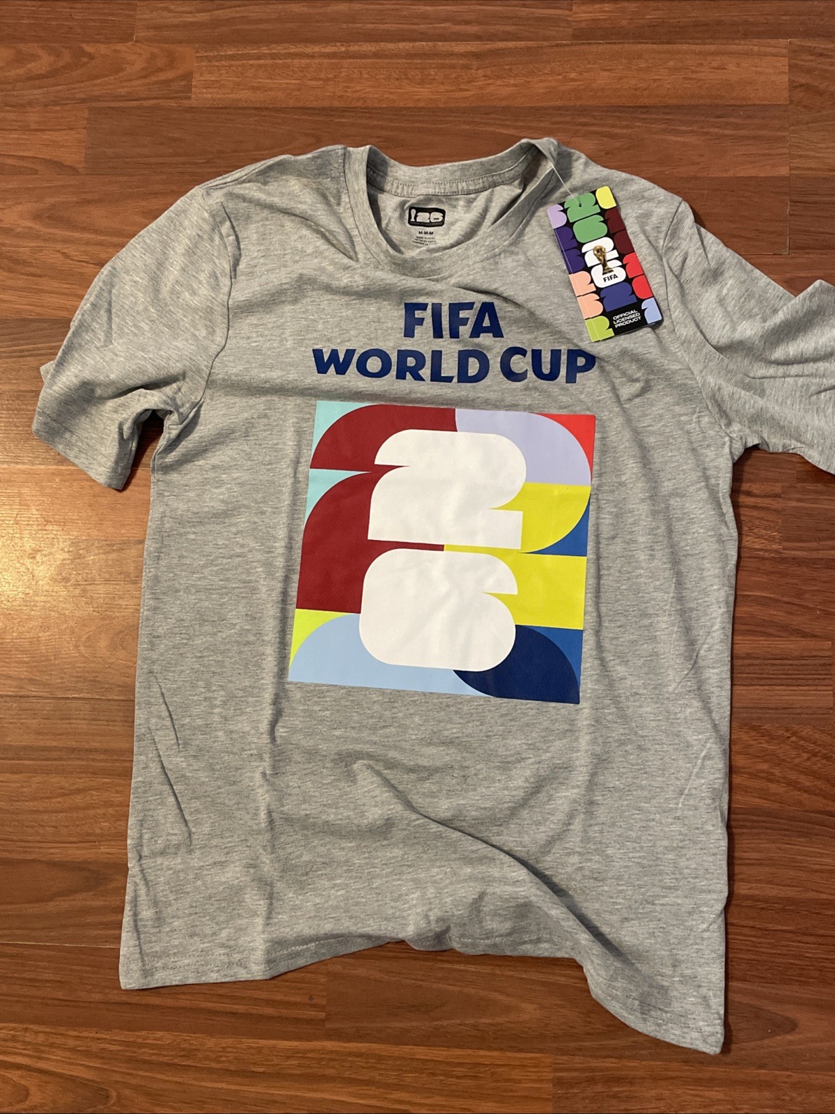 FIFA World Cup 26 Official Licensed T-Shirt Men’s Medium Gray Graphic Tee NWT