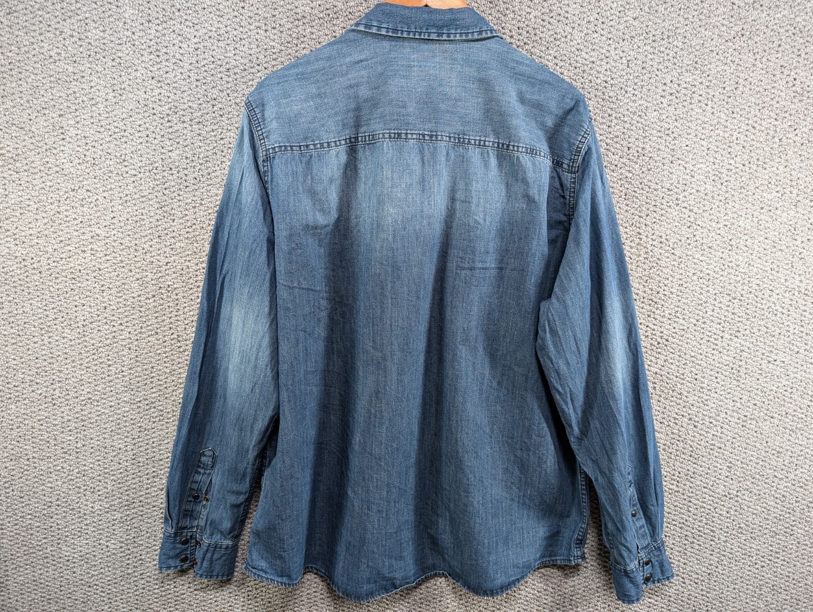 Wrangler Men’s Blue Distressed Denim Western Worker Snap Button Shirt L XL