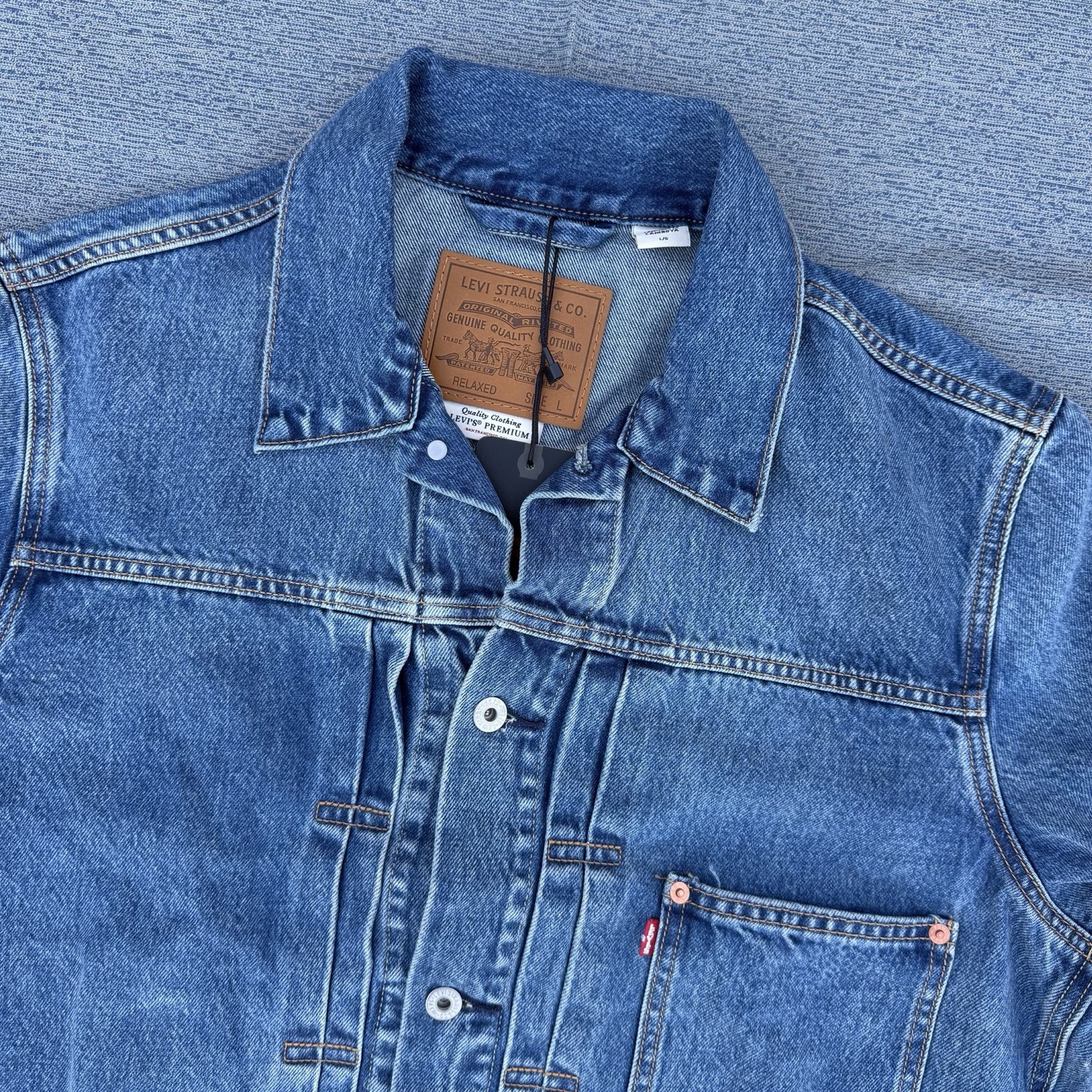 NWT Levis Premium Big E Type 1 Trucker Jacket Mens L Denim Buckle Cinch Back New