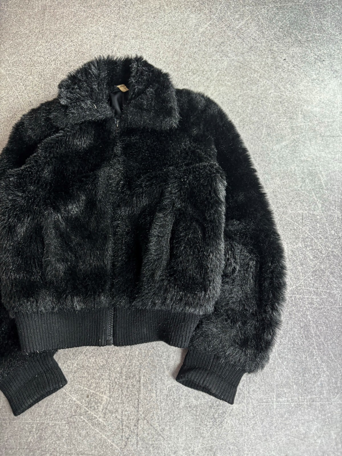 2000s Vintage Black Faux Fur Bomber Jacket Cropped Glam Y2K Luxury Winter Style