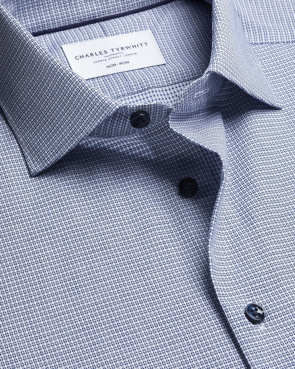 NWOT Charles Tyrwhitt Non-Iron Stretch Texture Shirt Classic Fit 18/36in