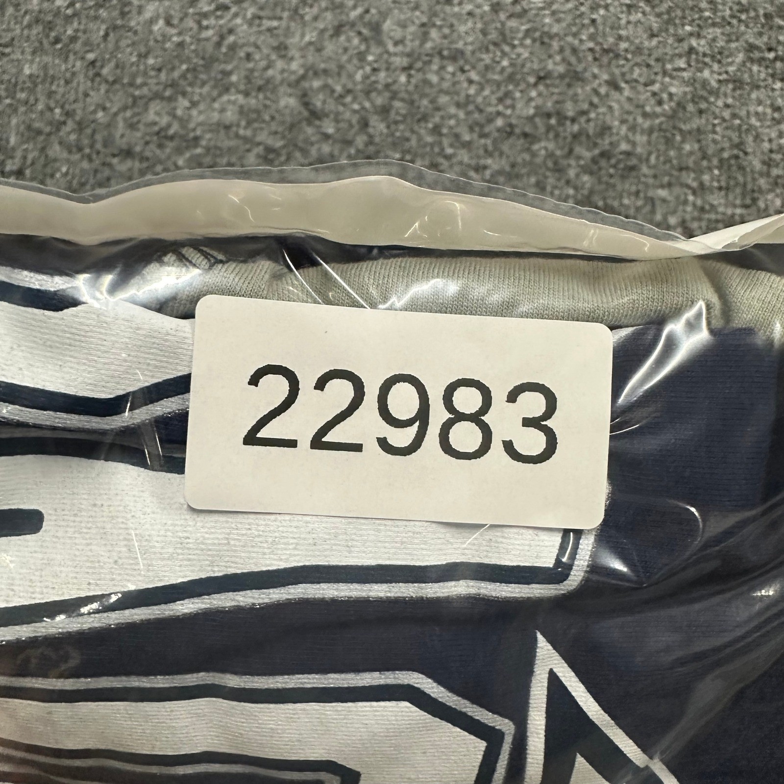 NFL Team Apparel Shirt Mens 2XL Blue Dallas Cowboys Raglan Long Sleeve Athletic