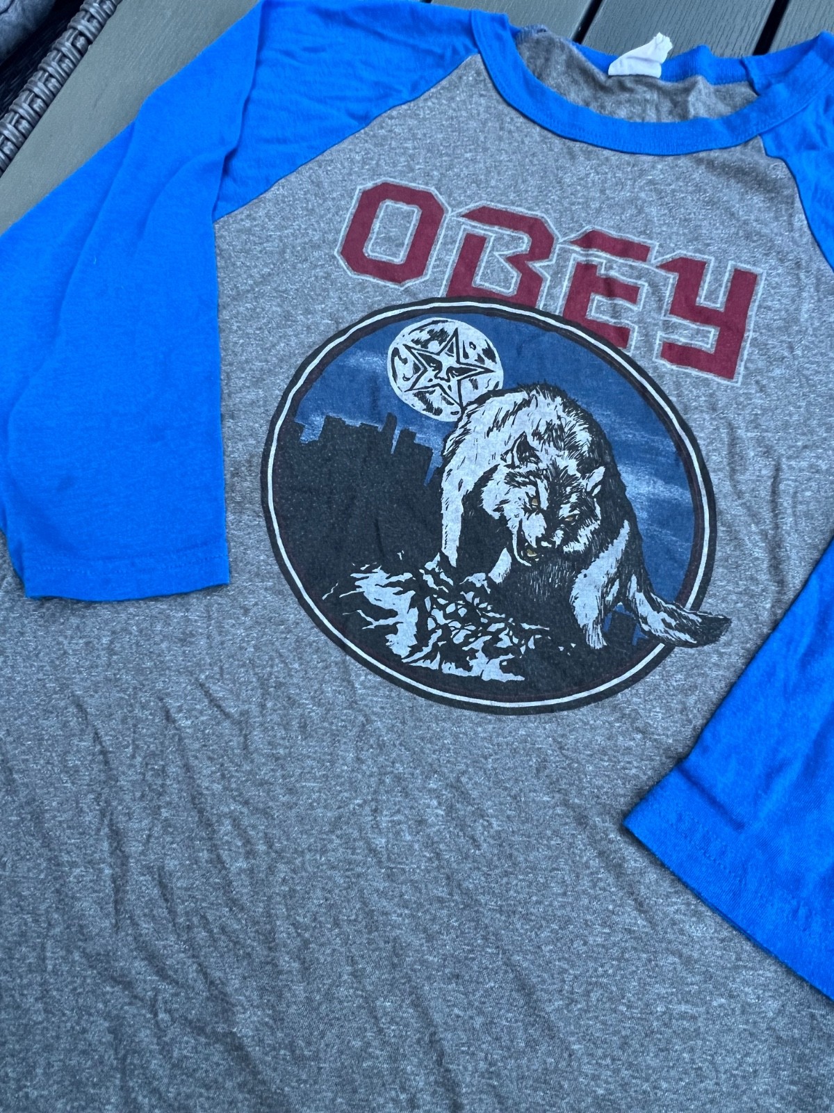 Women’s Obey Wolf Moon 3/4 Sleeve T-Shirt Sz Large Raglan Baseball Y2K Blue Gray