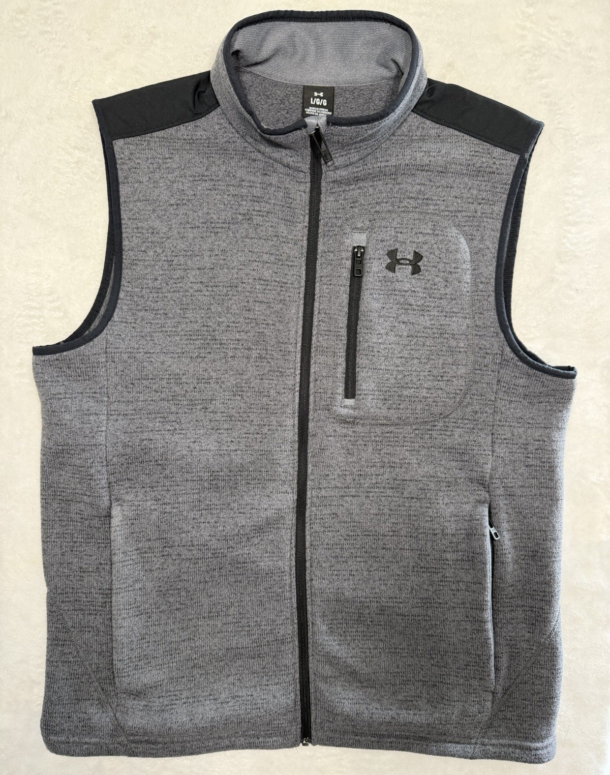 Under Armour Mens Specialist Henley 2.0 Full Zip Vest Gray Black Large