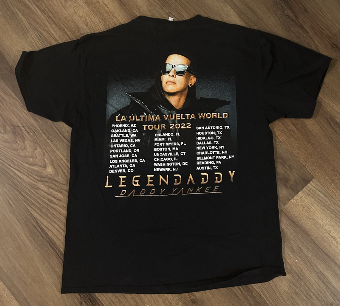 Daddy Yankee 2022 La Ultima Vuelta World Tour Concert tshirt Size L raggaeton