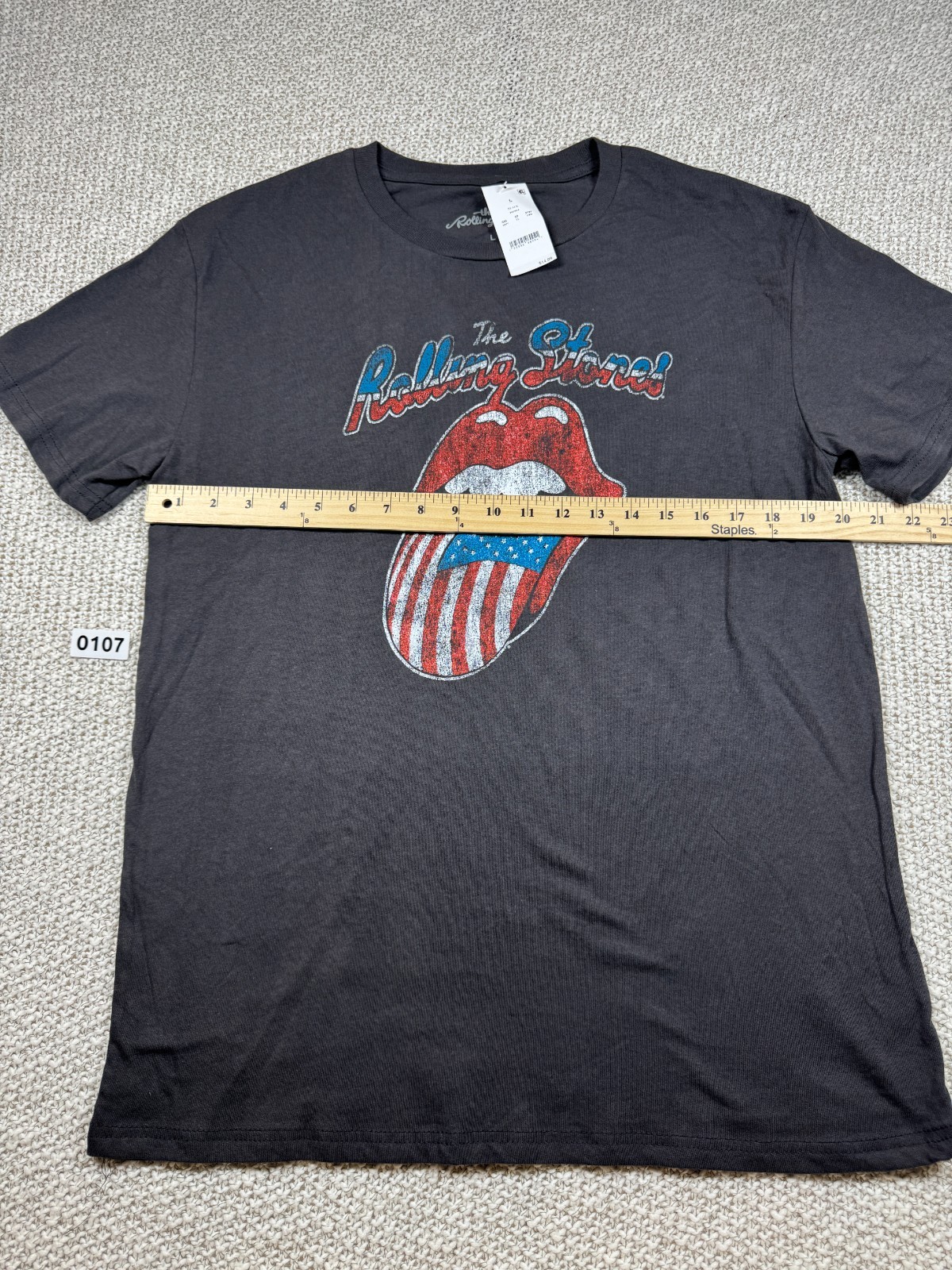 Rolling Stones USA Flag Tongue T Men’s Large Graphic Band Tee NWT 0107-0112