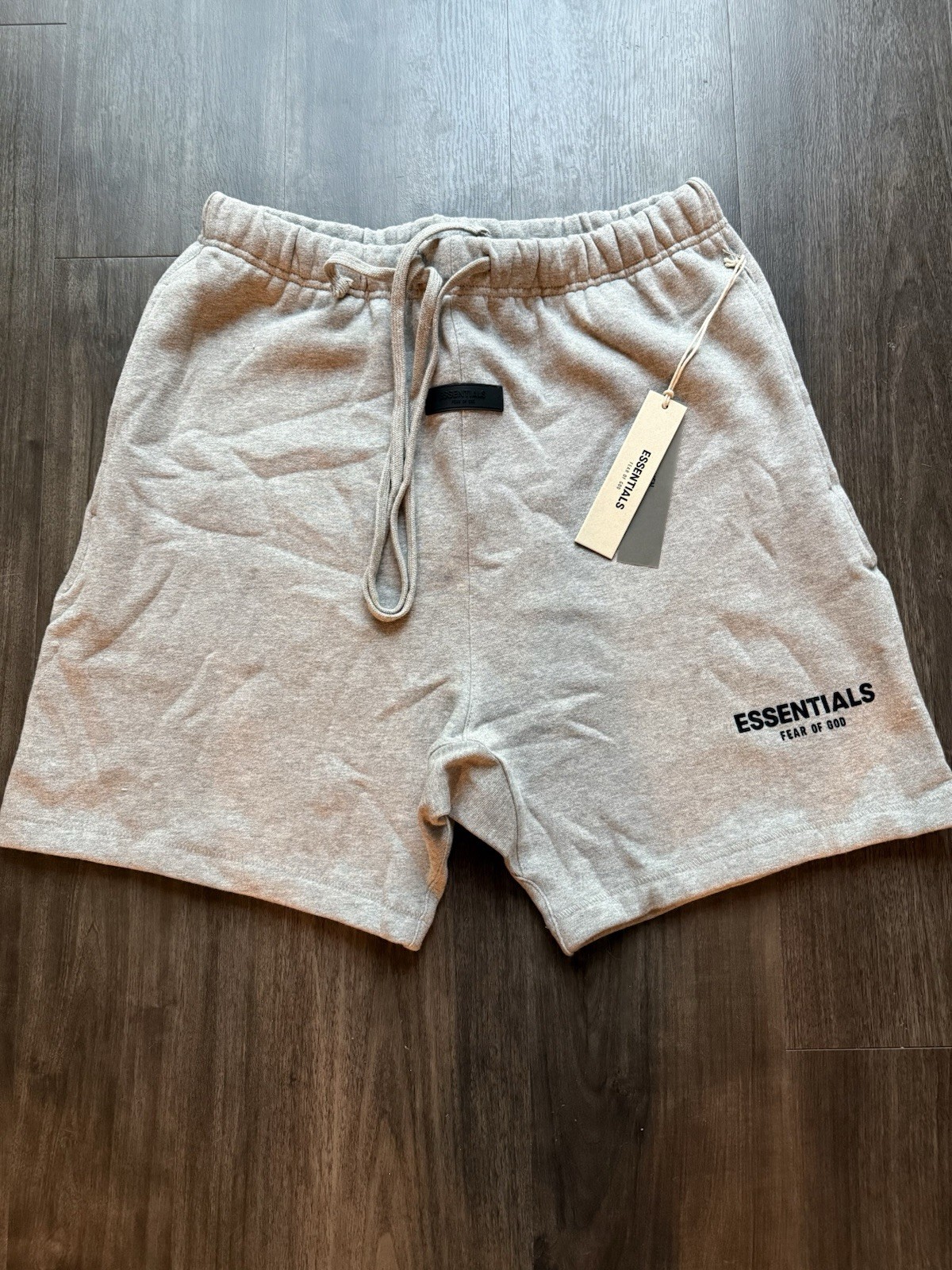 Fear of God Essentials Shorts SS22 Dark Oatmeal Gray – 100% Authentic (XXS-XXL)