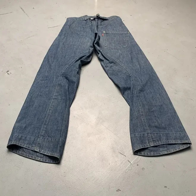 Vintage Levi’s Engineered Jeans Loose W29x29 MADE IN JAPAN