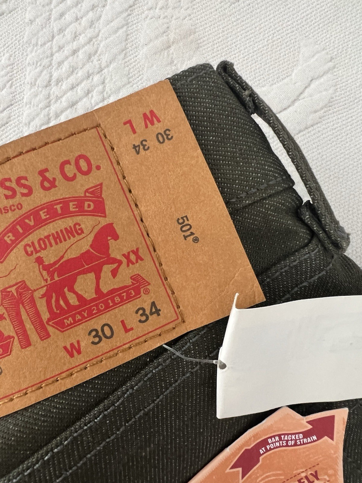 NWT Levis 501 Jeans 30×34 White Oak Cone Denim dark Green Shrink to Fit NEW