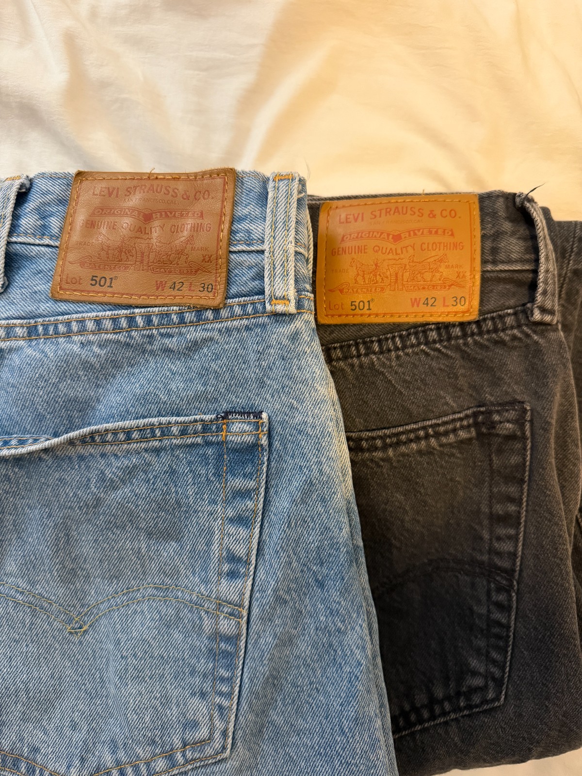 BUNDLE: TWO 42×30 LEVI’S 501 PREMIUM Jeans – Black & Light Wash ; 100% Cotton