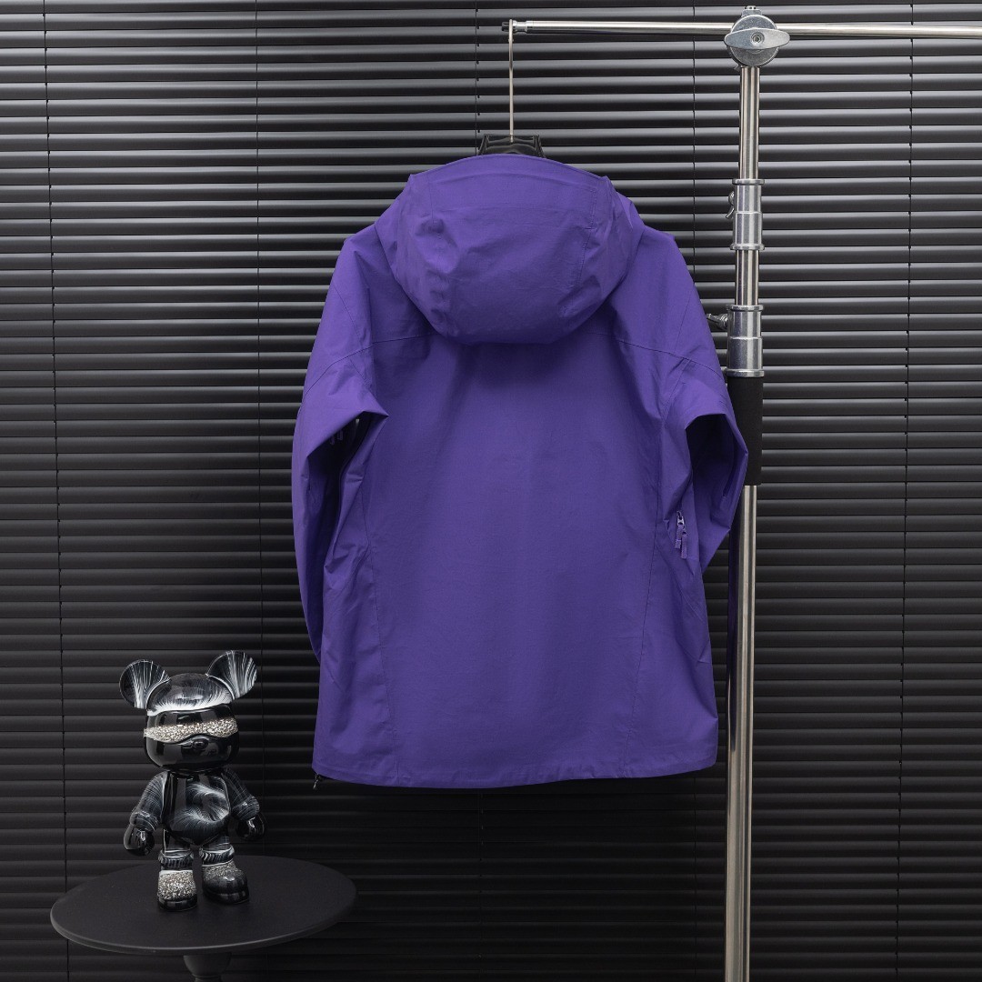 Arcteryx BETA LT winter Jacket Men’s PURPLE Size M new