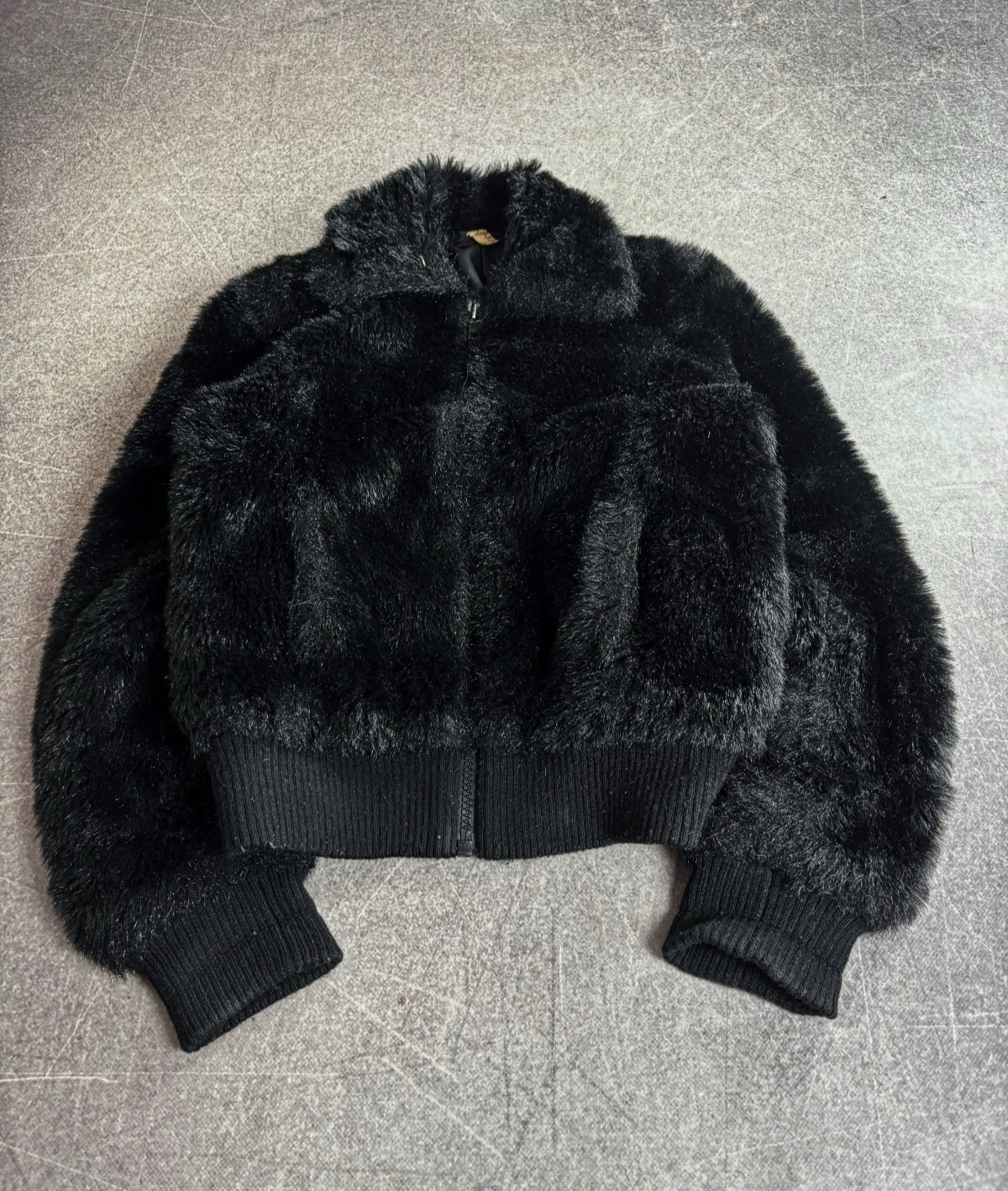 2000s Vintage Black Faux Fur Bomber Jacket Cropped Glam Y2K Luxury Winter Style
