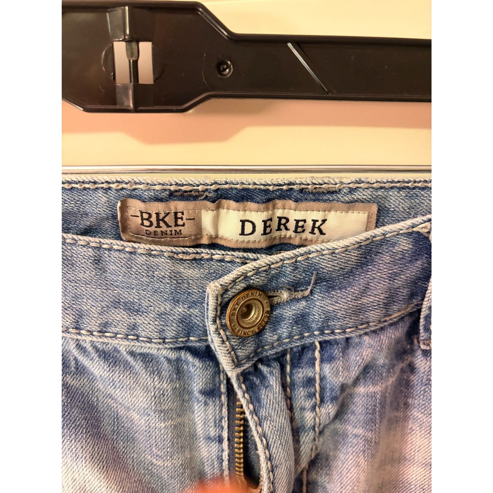 BKE Jeans Men 36 R Blue Derek Buckle Light Blue Denim Boot Leg