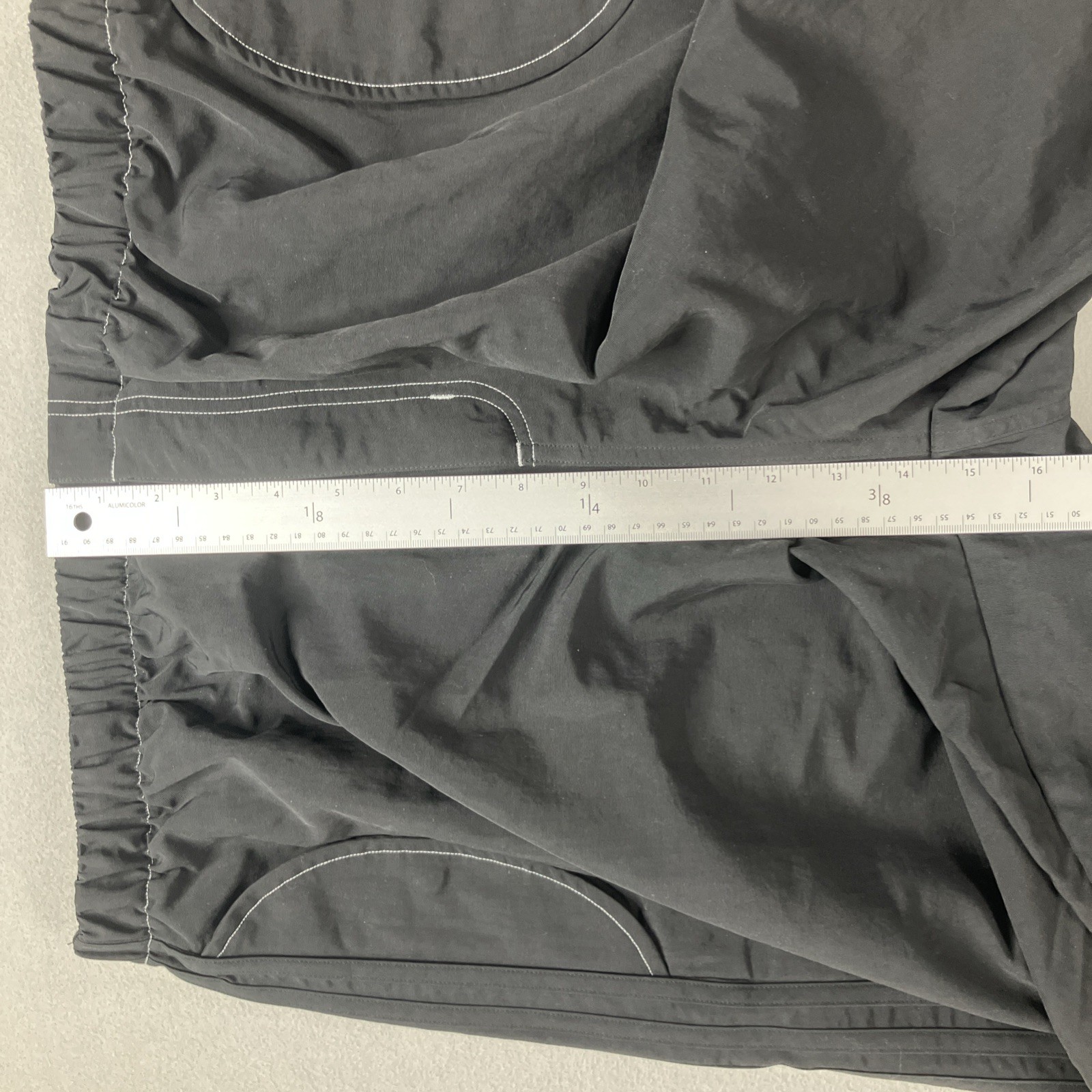 JD5415 Adidas Parachute Loose Fit Pants Bungee-Adjustable Hem Black Men’s Size L