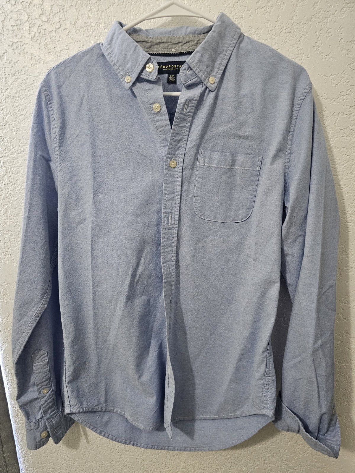Aéropostale Men’s Blue Solid Button-Down Collar Woven Long Sleeve Shirt Size S