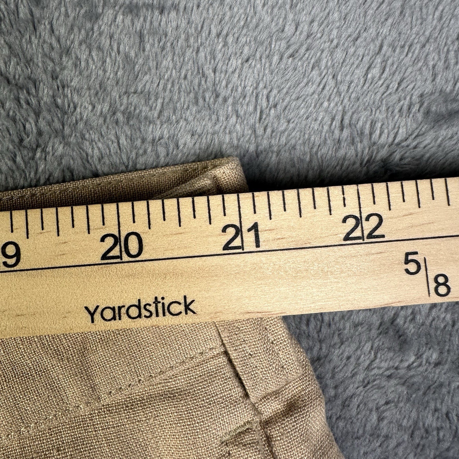 Jos A Bank Men’s 100% Linen Dress Shorts 44 Beige Pleated Chino Travelers Collec