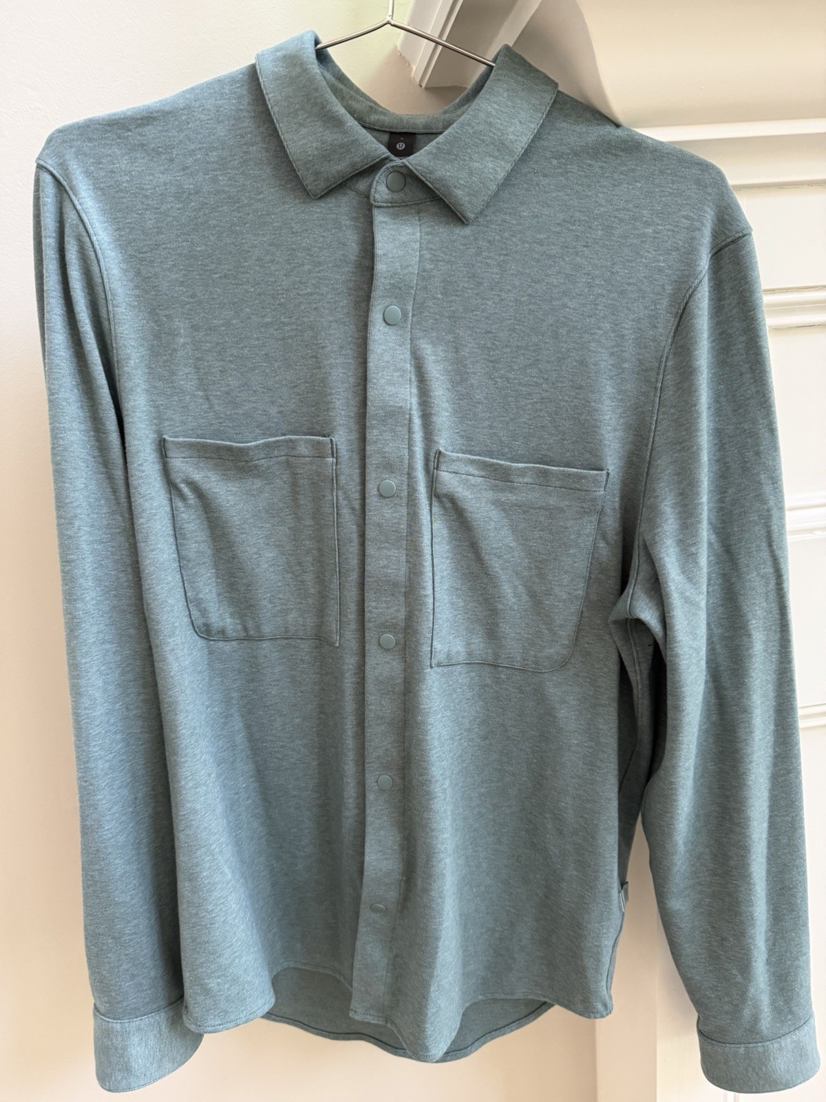 Lululemon Shirt Mens Small Green Snap Button Up Zip Pockets Stretch