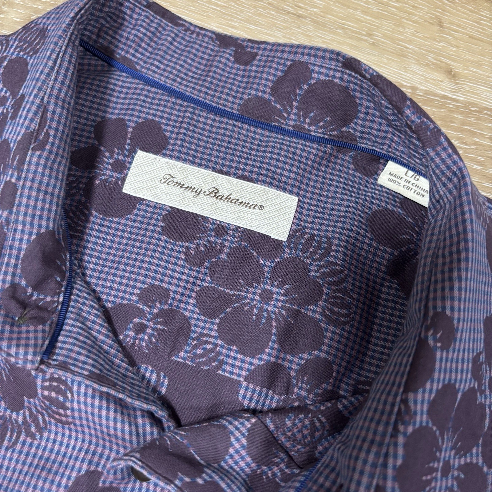 Tommy Bahama Brown Floral on Elderberry Check Point Collar ButtonUP Shirt Large