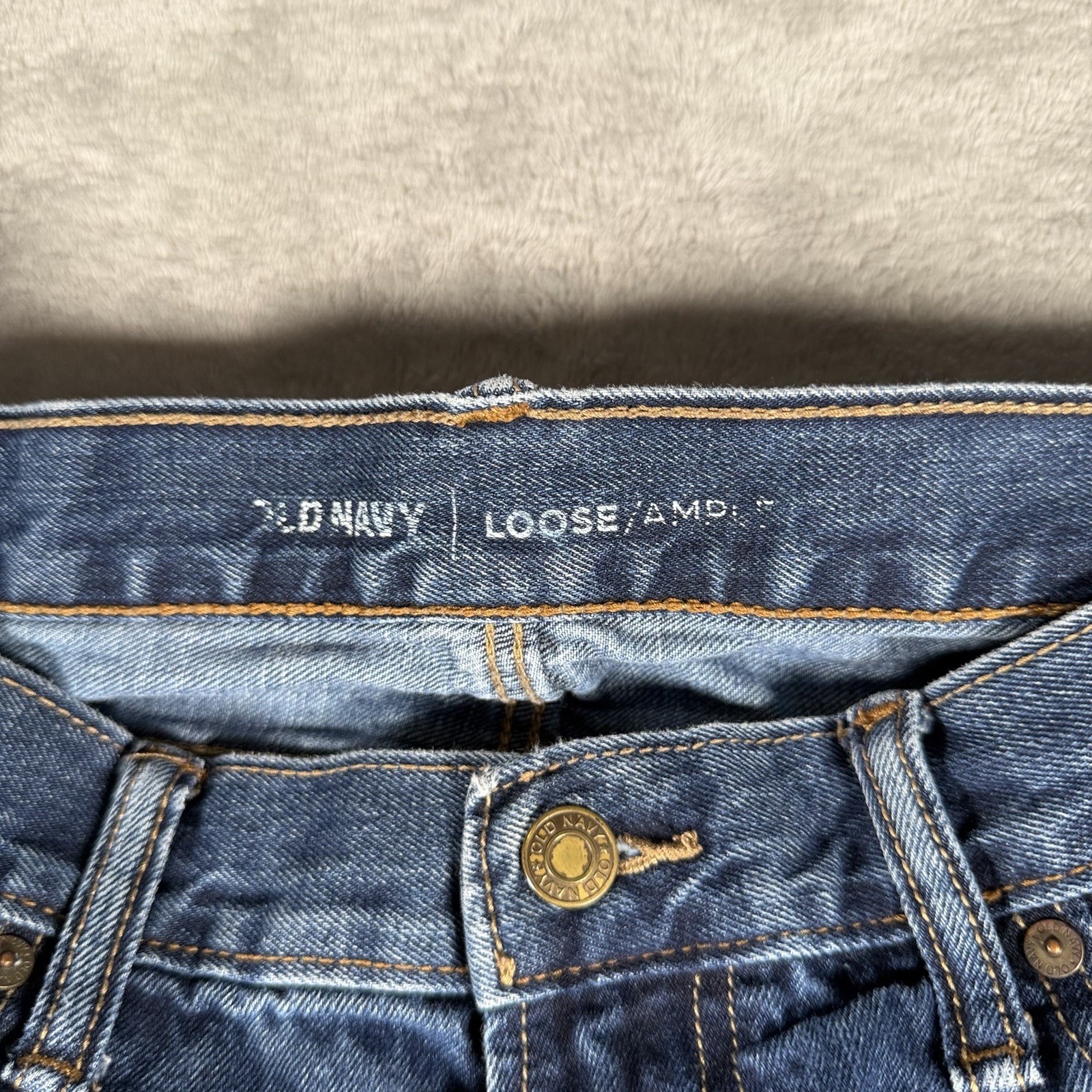 Old Navy Men’s Loose Fit Bootcut Blue Medium Wash Denim Jeans Regular