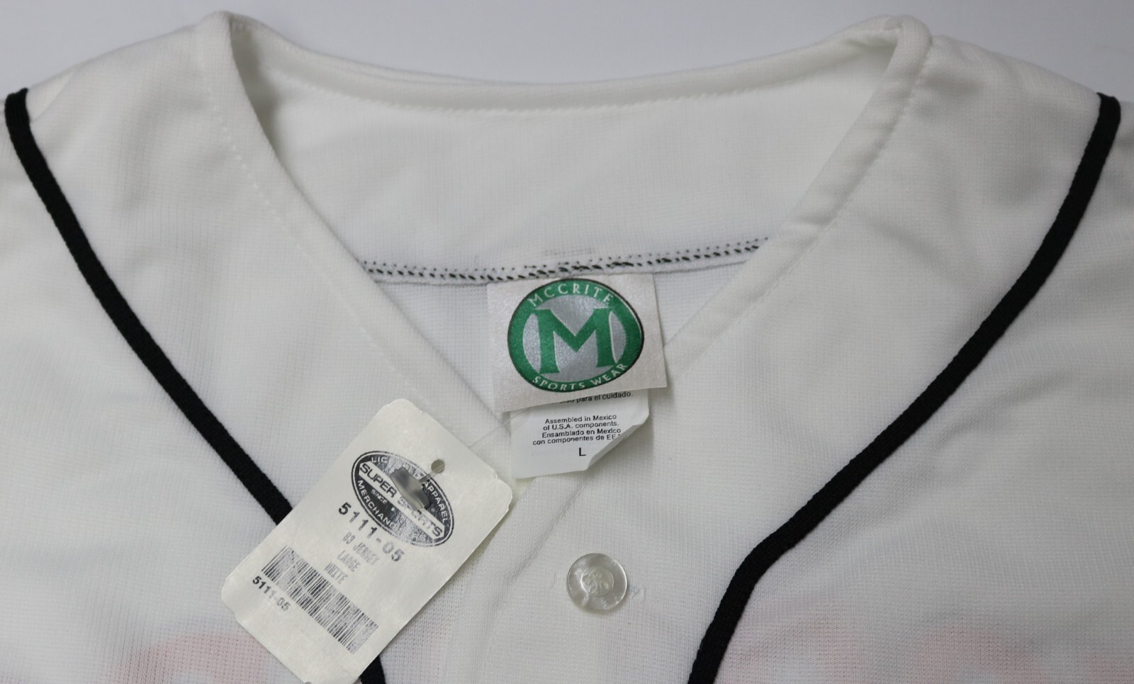 Vintage HOOTERS Baseball Jersey #83 Authentic Item MCCRITE Men’s Large (L) White