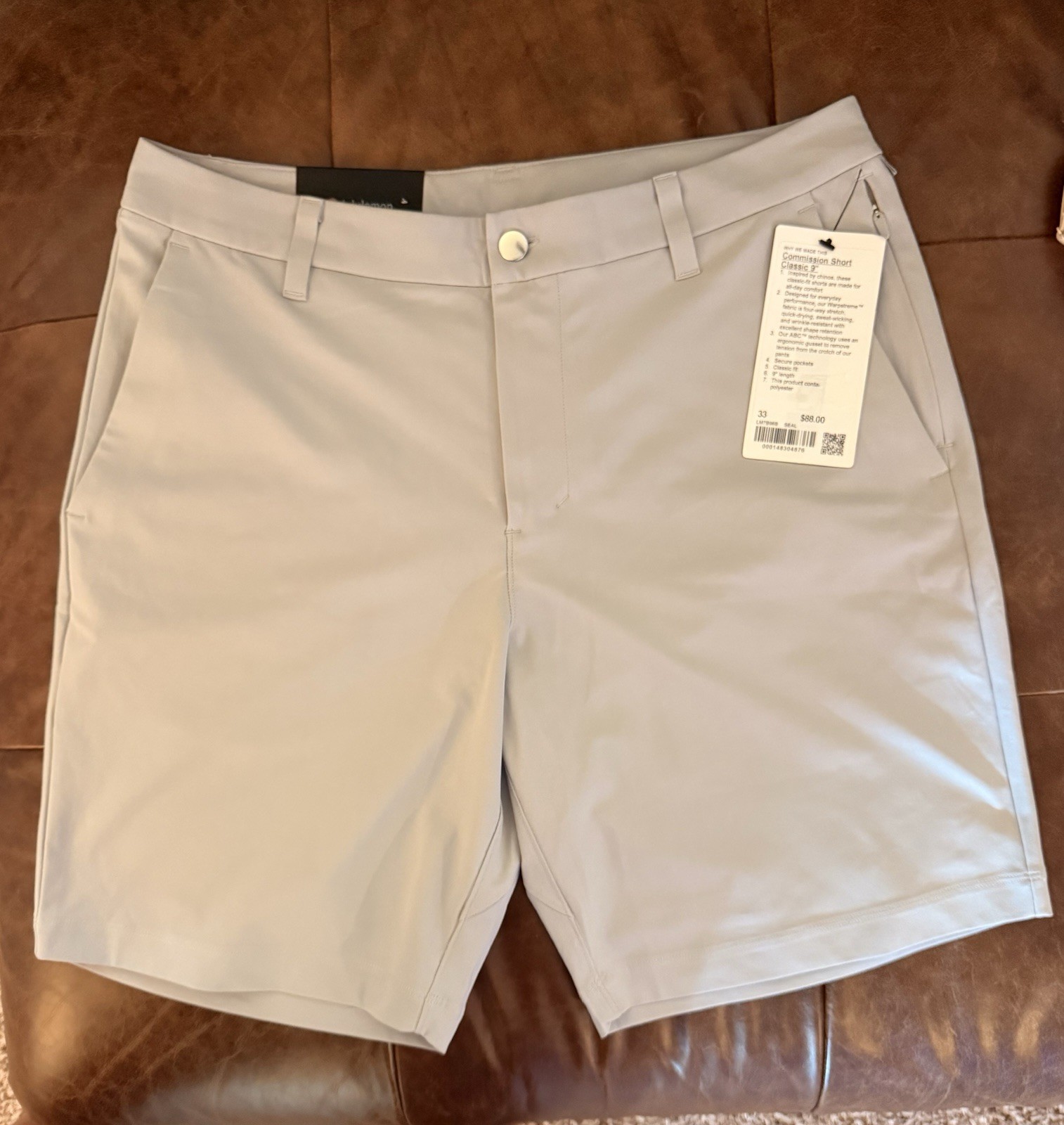 BNWT, Men’s Lululemon Commission Shorts 9” Inseam Waist 33 Seal