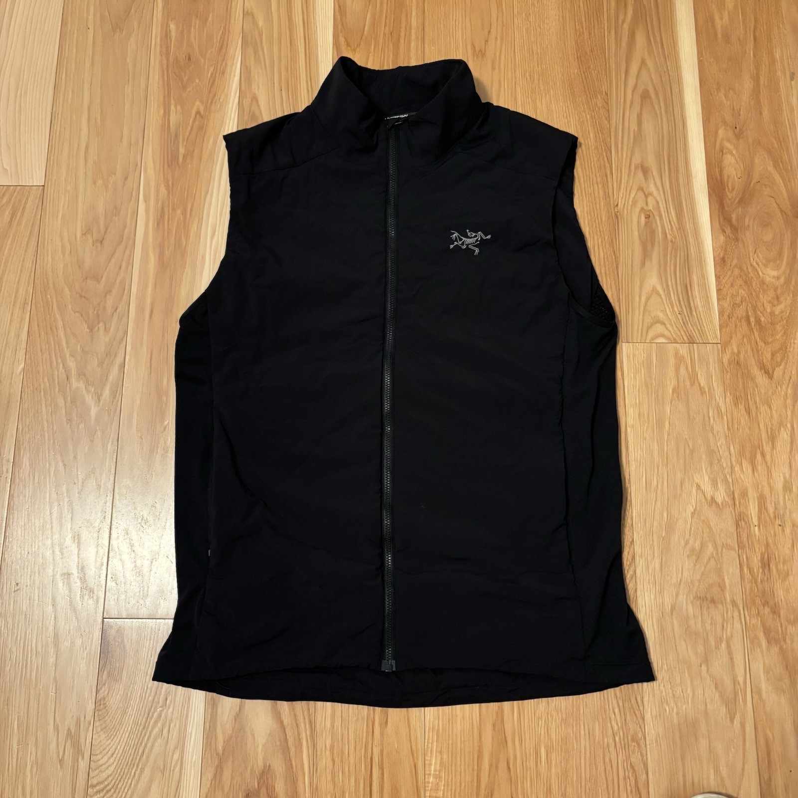 Arcteryx Men’s Insulated Atom Vest Size Small Black
