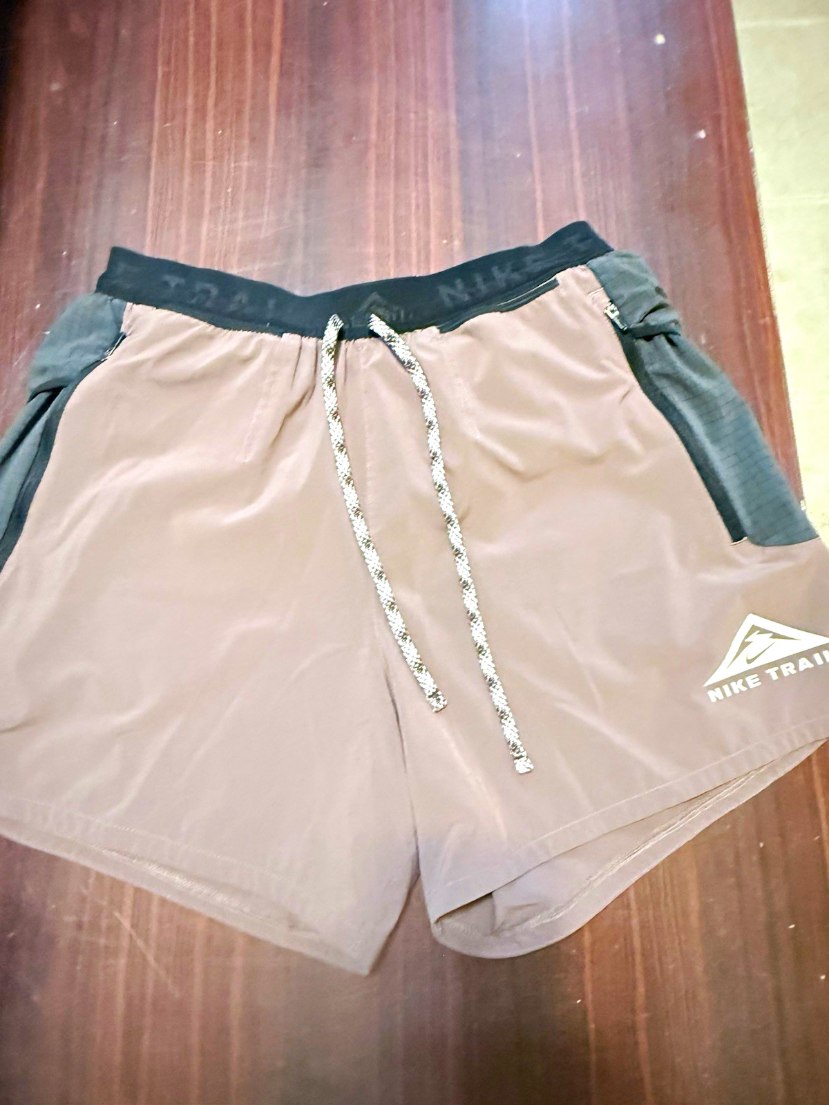 Nike Trail Dri-FIT Men’s Colorblock Shorts Gray/Black M Zip Pocket Drawstring