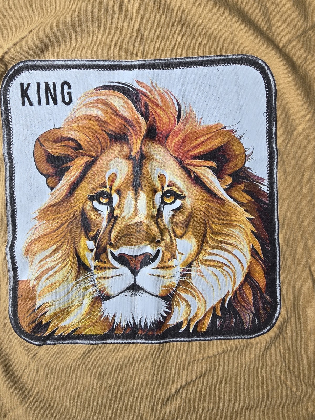 Sporting Inc. Men’s 2XL Tan Cotton Knit Crew Neck Short Sleeve Lion Tee