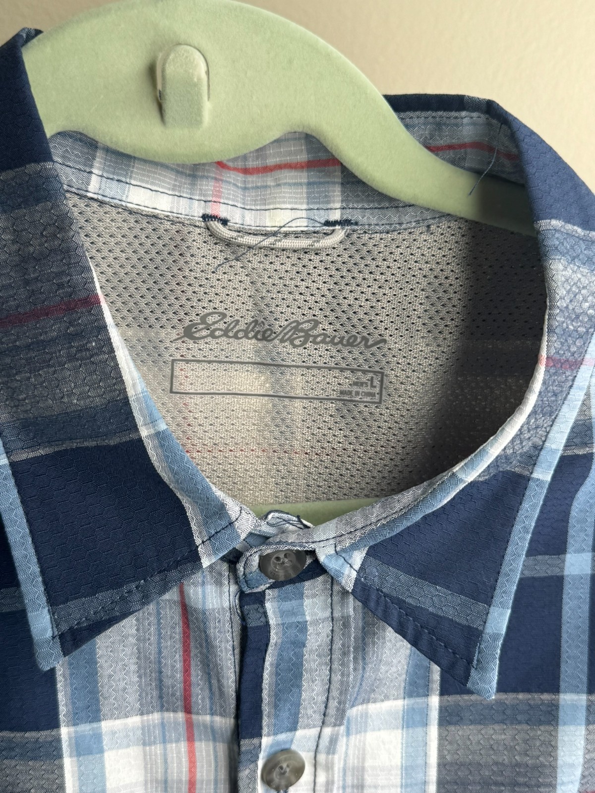 Eddie Bauer Men’s Plaid Short Sleeve Button Down Shirt Sz Large