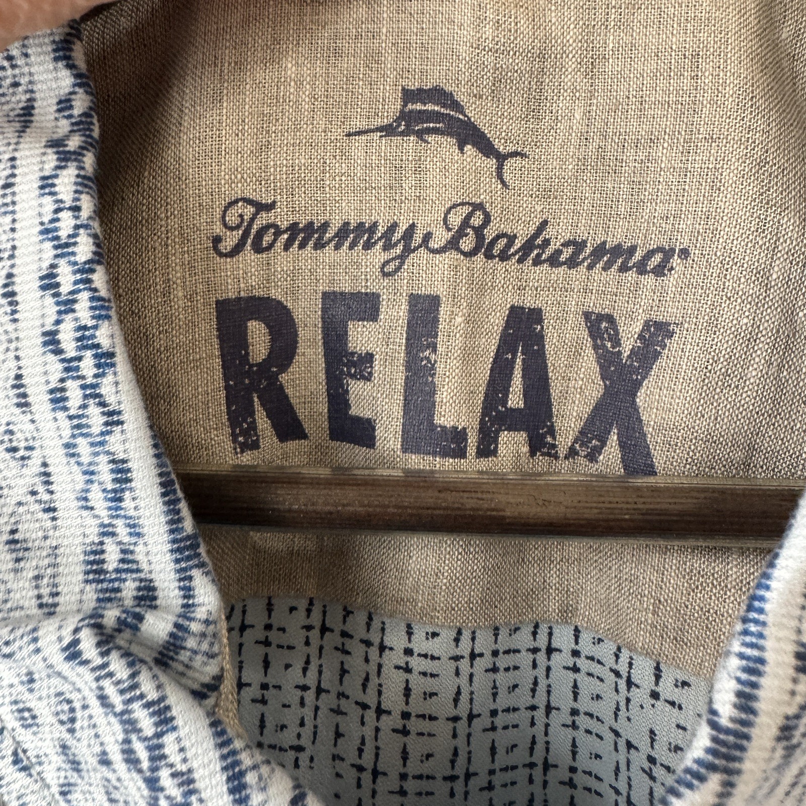 Tommy Bahama Shirt Men XXL Blue Batik Relax Fit Tencel Cotton Camp Excellent
