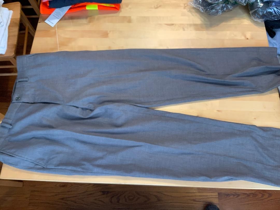 Linea Naturale Italy Luxe Pants Mens Size 34 Flat Front Gray