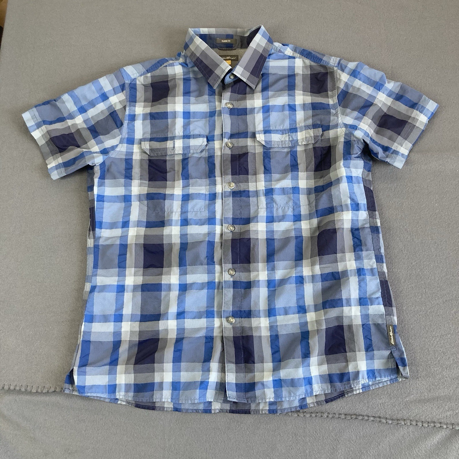 Eddie Bauer Travex Shirt Men’s Large Blue Plaid Classic Fit Short Sleeve Button