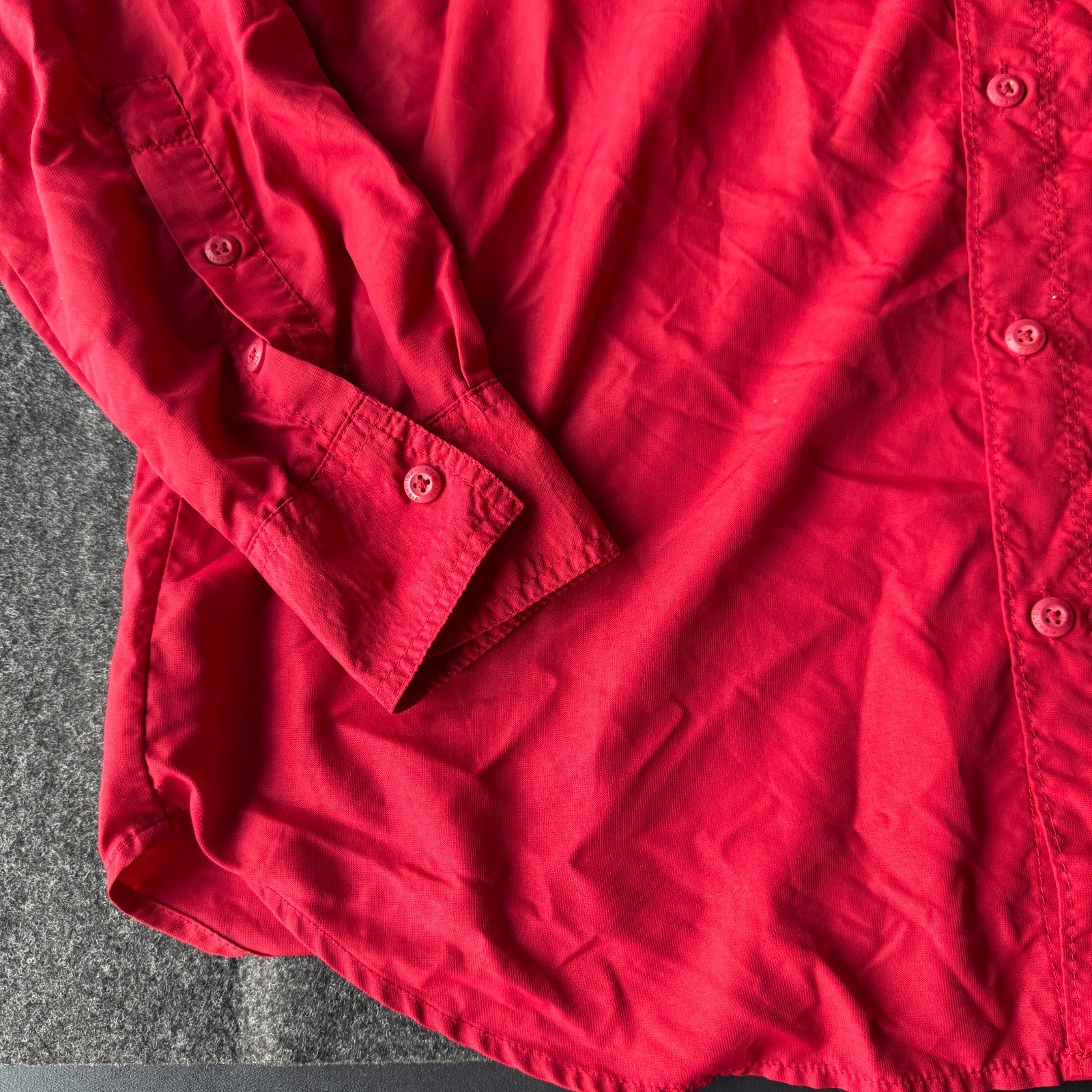 Columbia Omni-Shade Mens Large Red Hiking Shirt Vented Roll Tab Long Sleeve