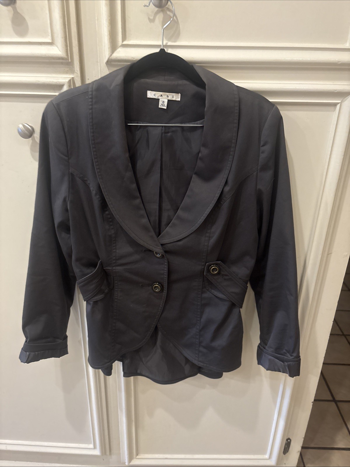 Cabi Brown Tailored 2 Button Shawl CollarJacket Size S With Belt & Back Pleat