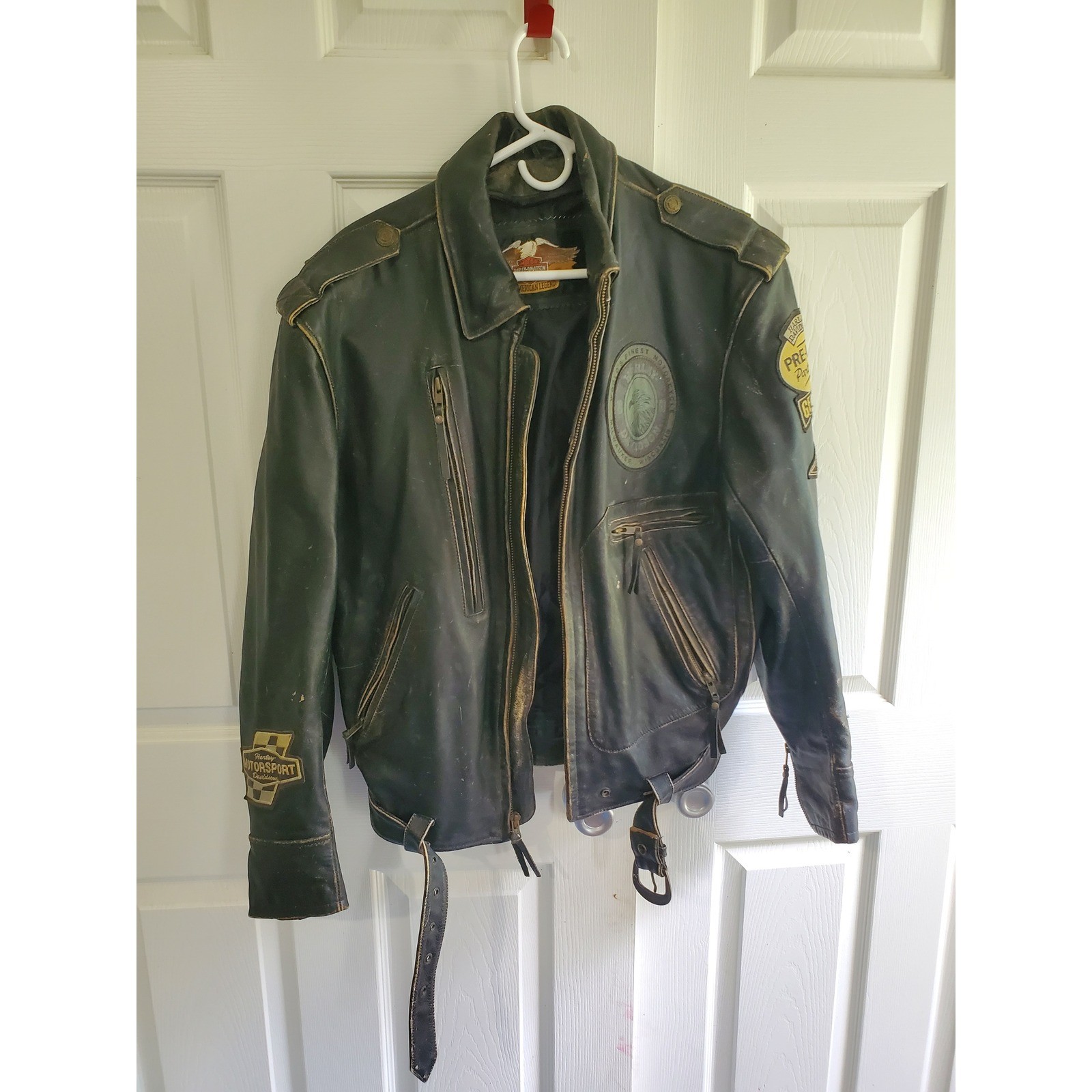 Harley Davidson Vtg. Leather Motorcycle Jacket Black 97033-04VM Mens M Distressd
