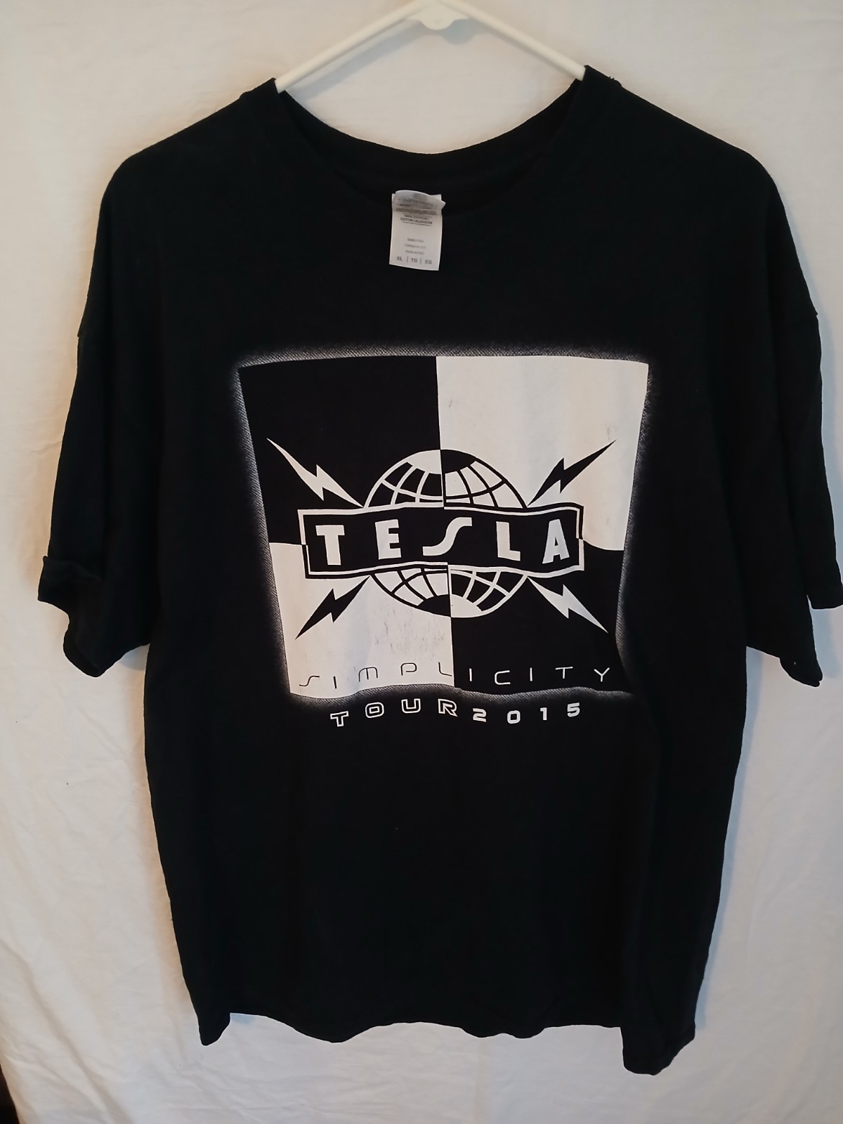 Tesla Simplicity Tour 2015 Band T-Shirt Gildan Ultra Cotton XL